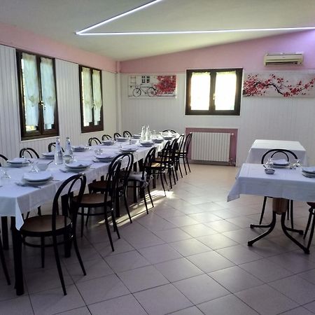Rovereto sulla Secchia Laghi Paradiso מראה חיצוני תמונה