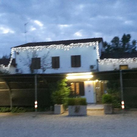 Rovereto sulla Secchia Laghi Paradiso מראה חיצוני תמונה