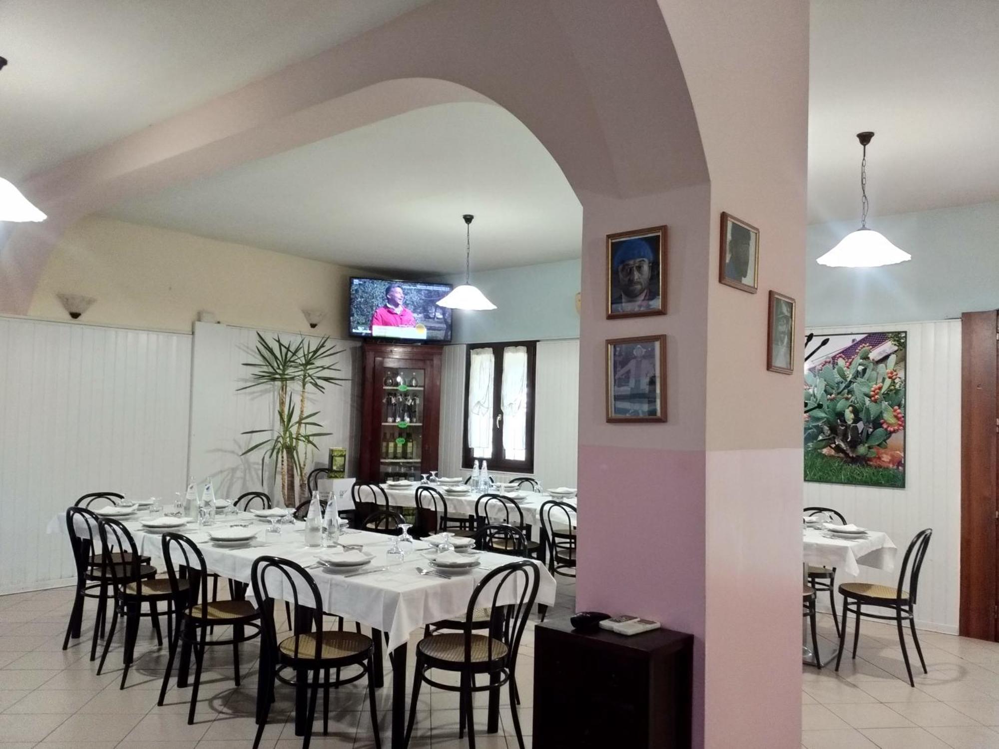 Rovereto sulla Secchia Laghi Paradiso מראה חיצוני תמונה